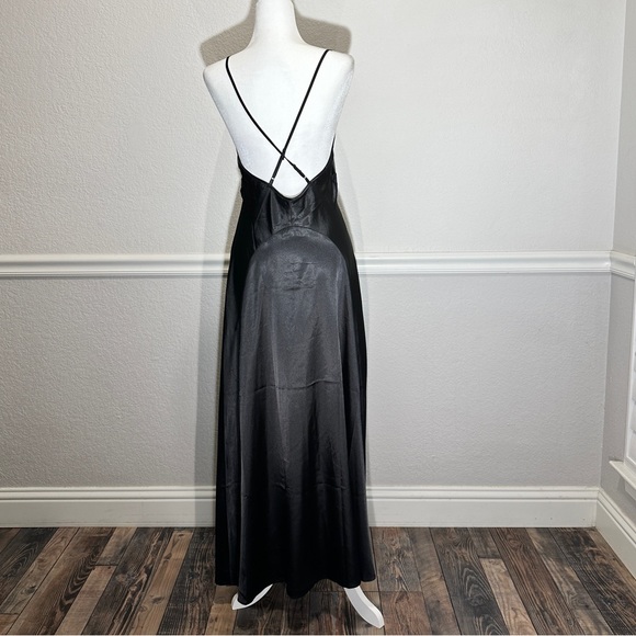 Sincerely Jules Maxi Slip Dress Size M NWT - Picture 4 of 6